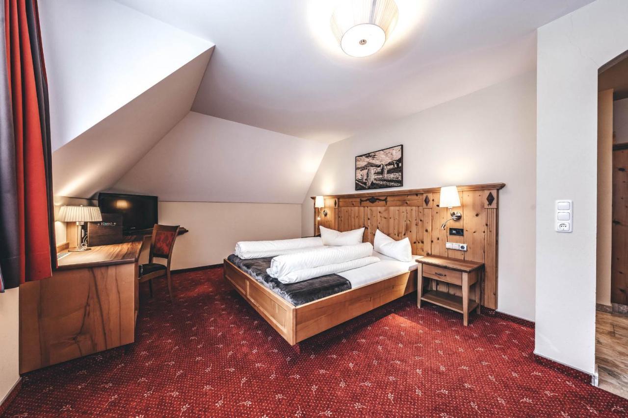 Hotel Rose Mayrhofen Exterior photo